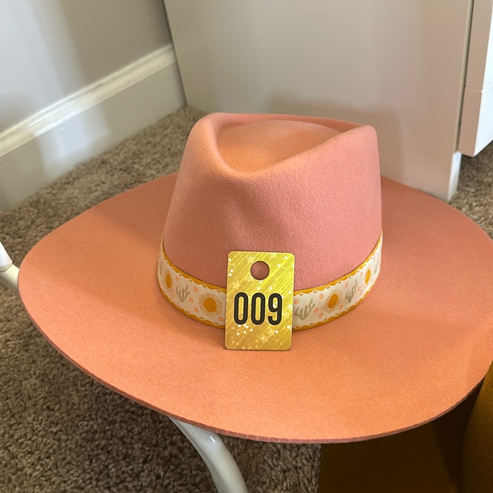 Gigi Pip Hat Pink